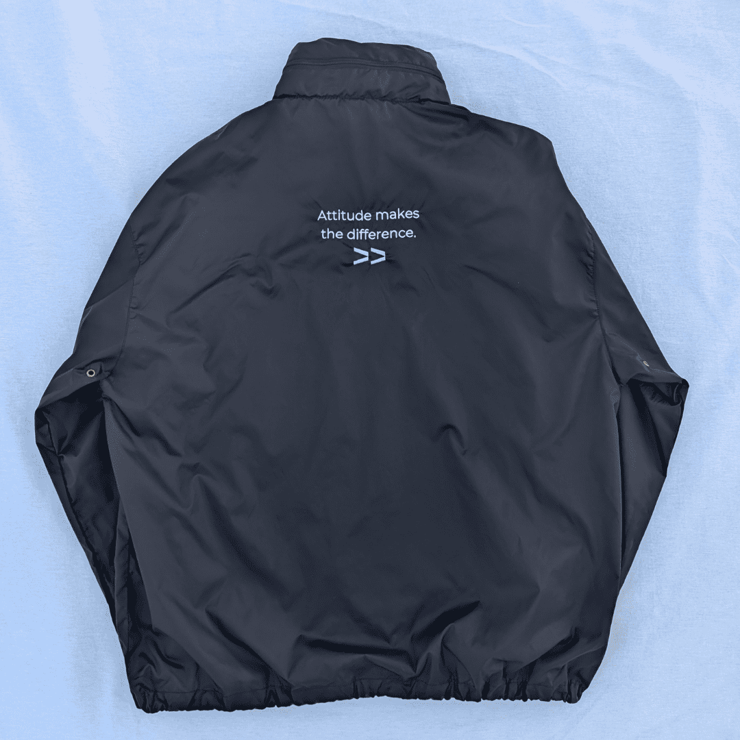 Cortavientos running negro hombre trail